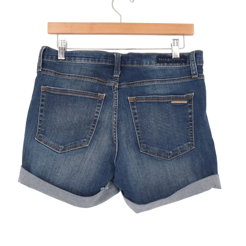 Rock & Republic Cuffed Shorts Womens 8 Blue Medium Wash Denim Cotton Frayed Hem‎